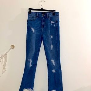 Kendall + Kylie distressed jeans “The Relaxed Skinny”
